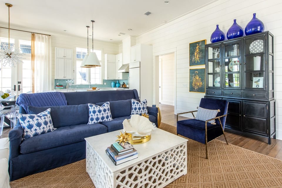 First Floor: Living Area