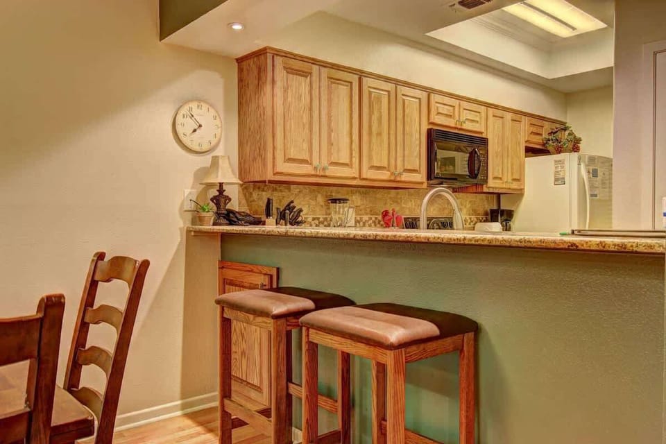 breakfast bar seats 2 