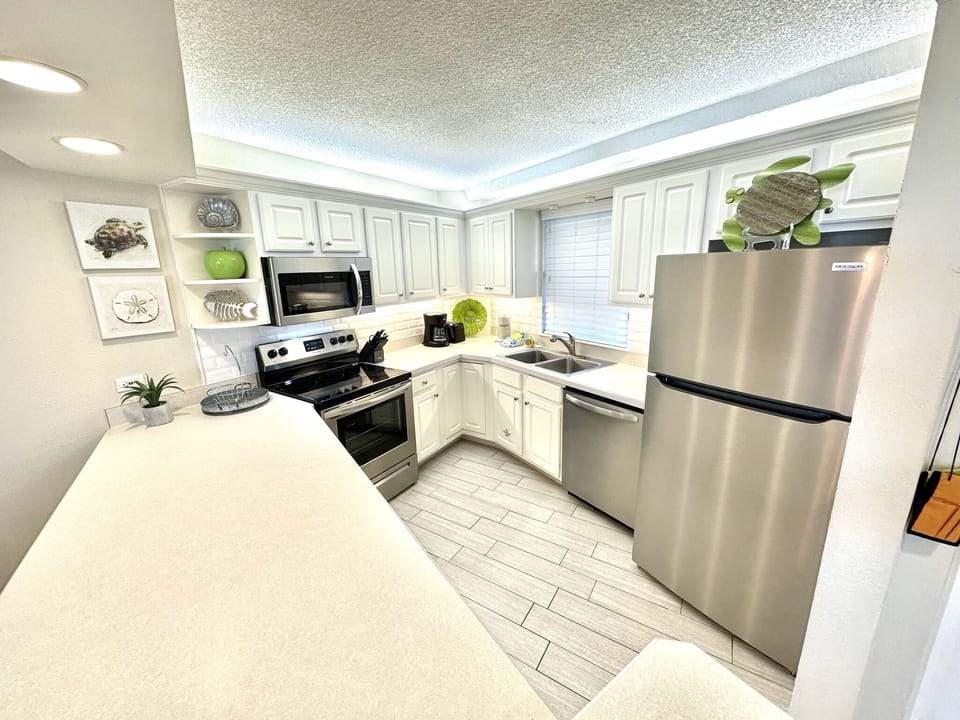 Fully Stocked Kitchen