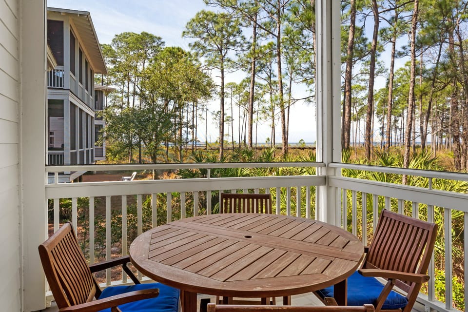 Screened in Patio