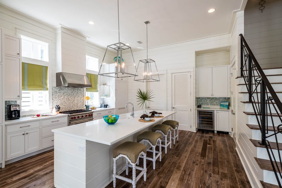 First Floor: Kitchen