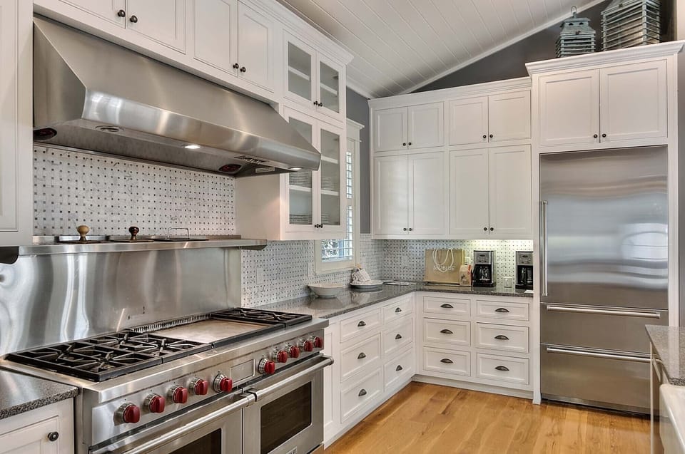 First Floor: Kitchen
