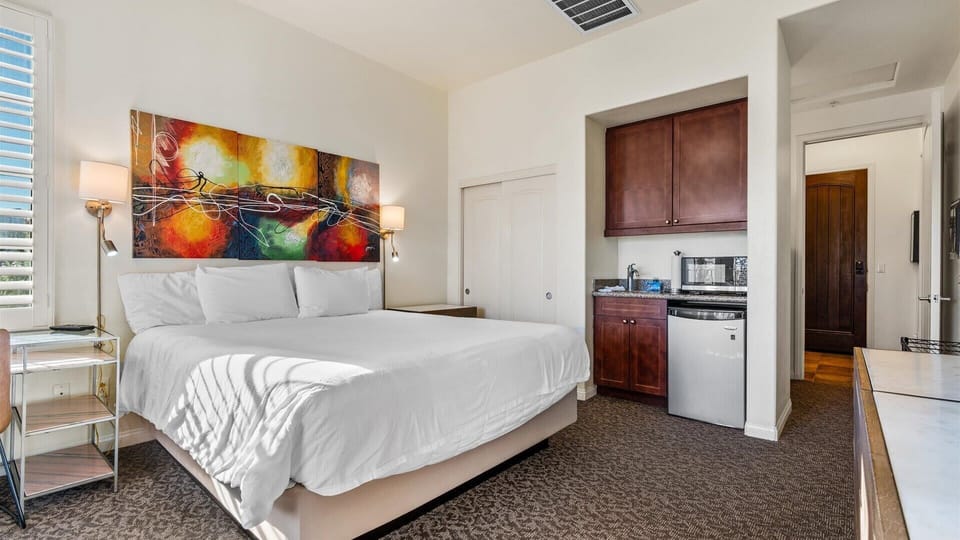 Studio Bedroom