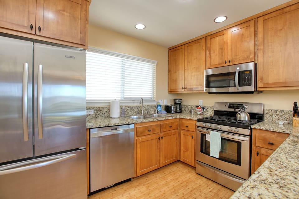 177 Ocean View Kitchen - 177 Ocean View Kitchen