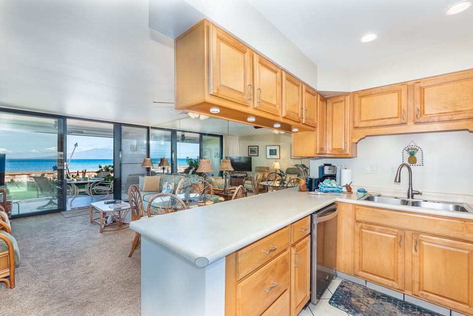 Kitchen prep area with ocean view - Kitchen prep area with ocean view