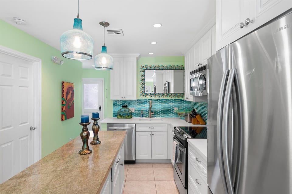 Full Kitchen