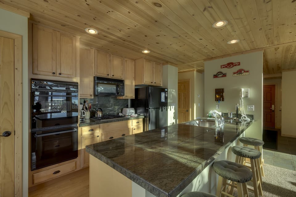 Updated Kitchen w/Terrific Lake Views