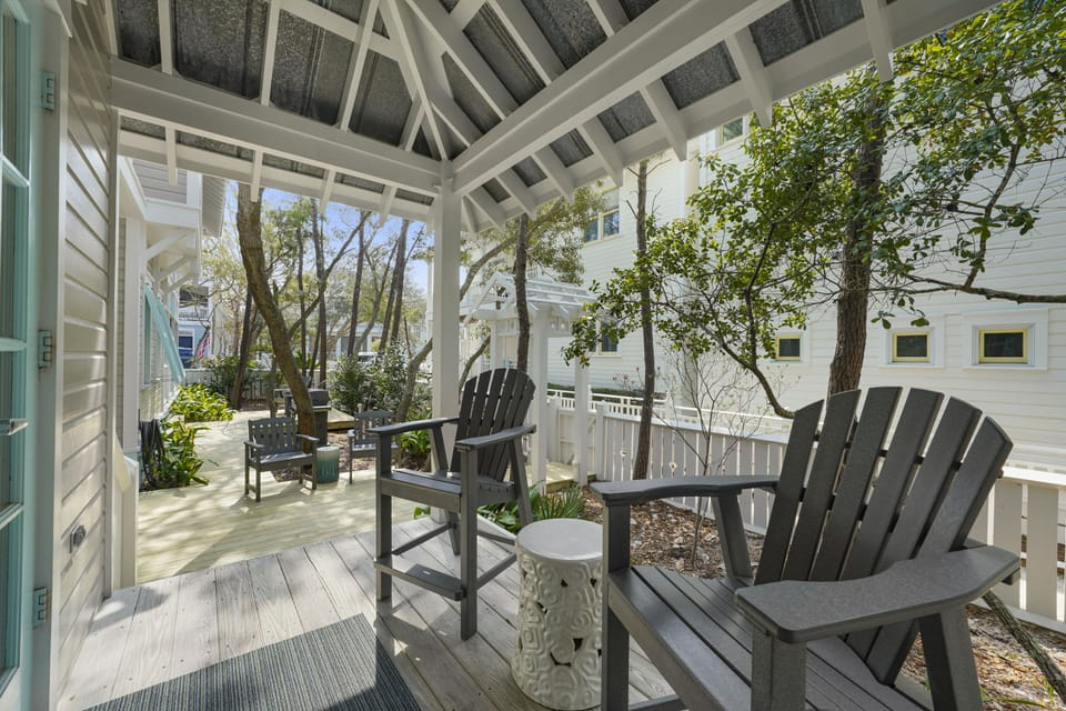 PORCH BAR TOP SEATING, PERFECT FOR MORNING COFFEE