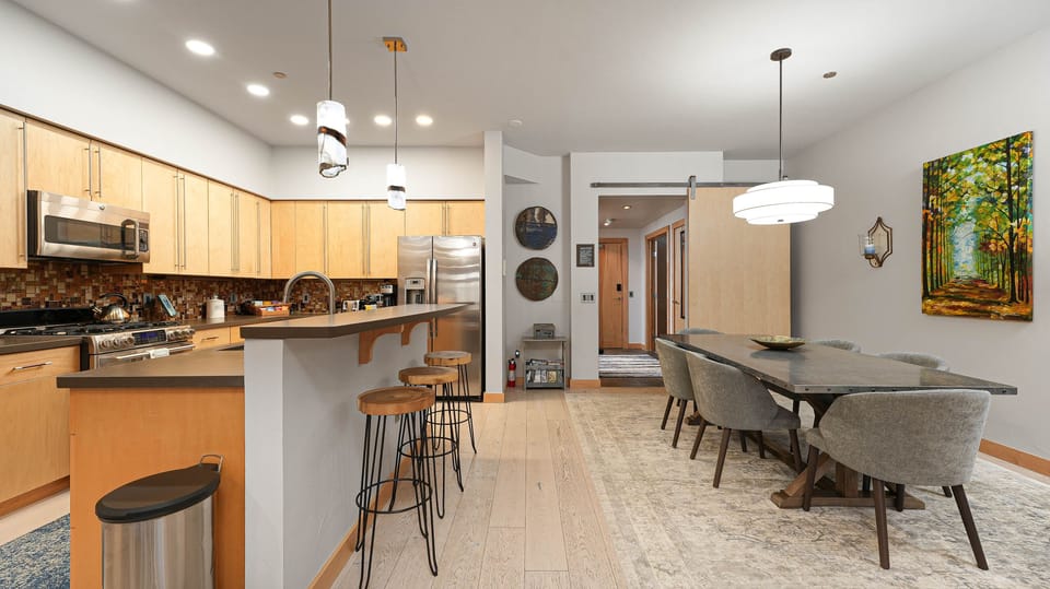 Expansive kitchen fully stocked.