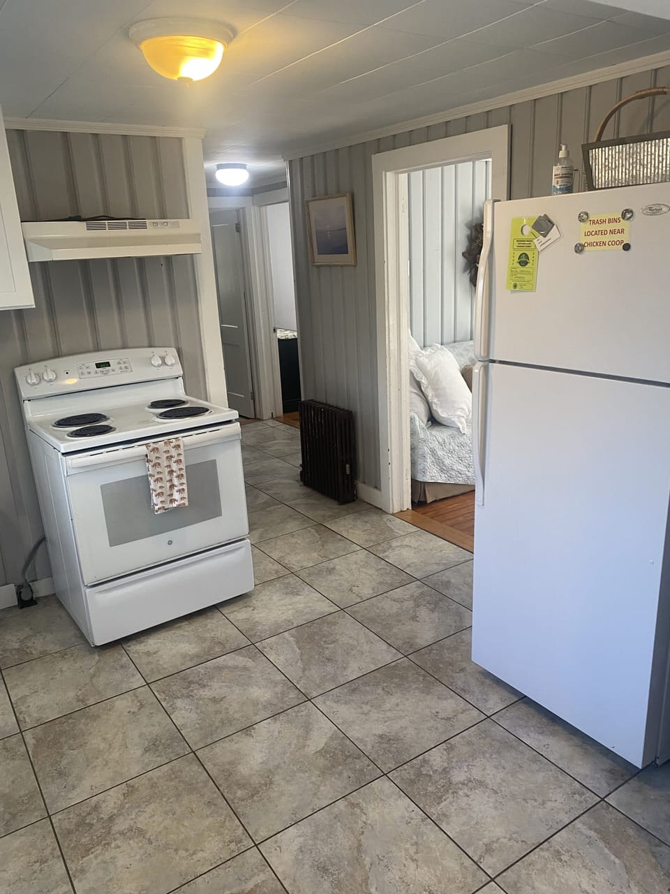 Stove & Refridgerator