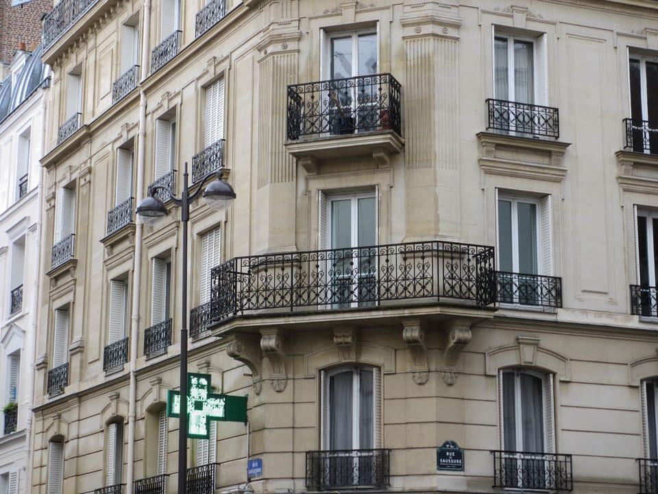 Exterior of the building: flat with a balcony