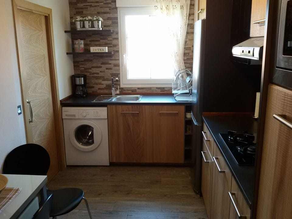 equipped kitchen