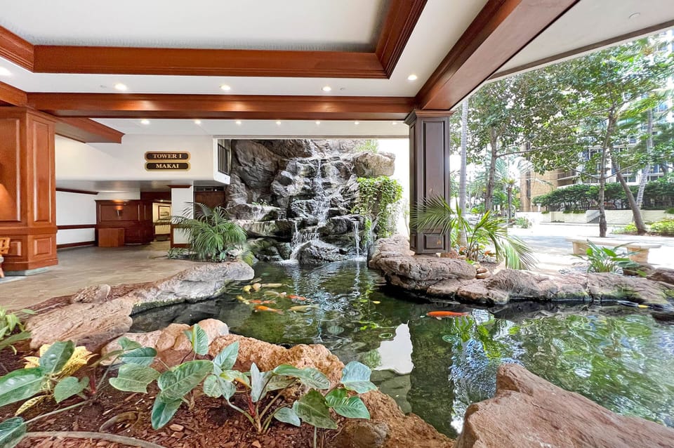 Waikiki Banyan Lobby Koi Pond