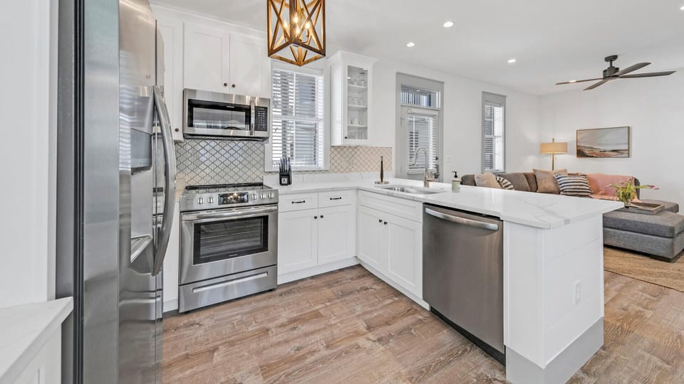 Spacious Kitchen!