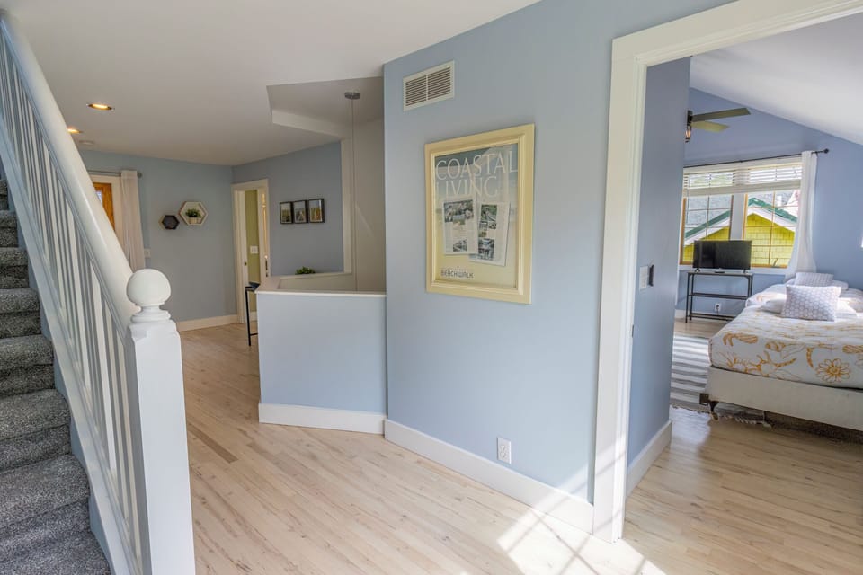 Second Level | Landing