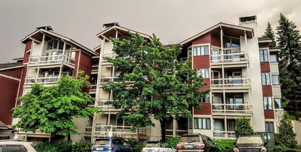 Village Watch #4 prime location overlooking Tamarack Chairlift & trail