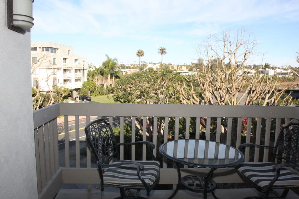 The garden area off the front balcony.