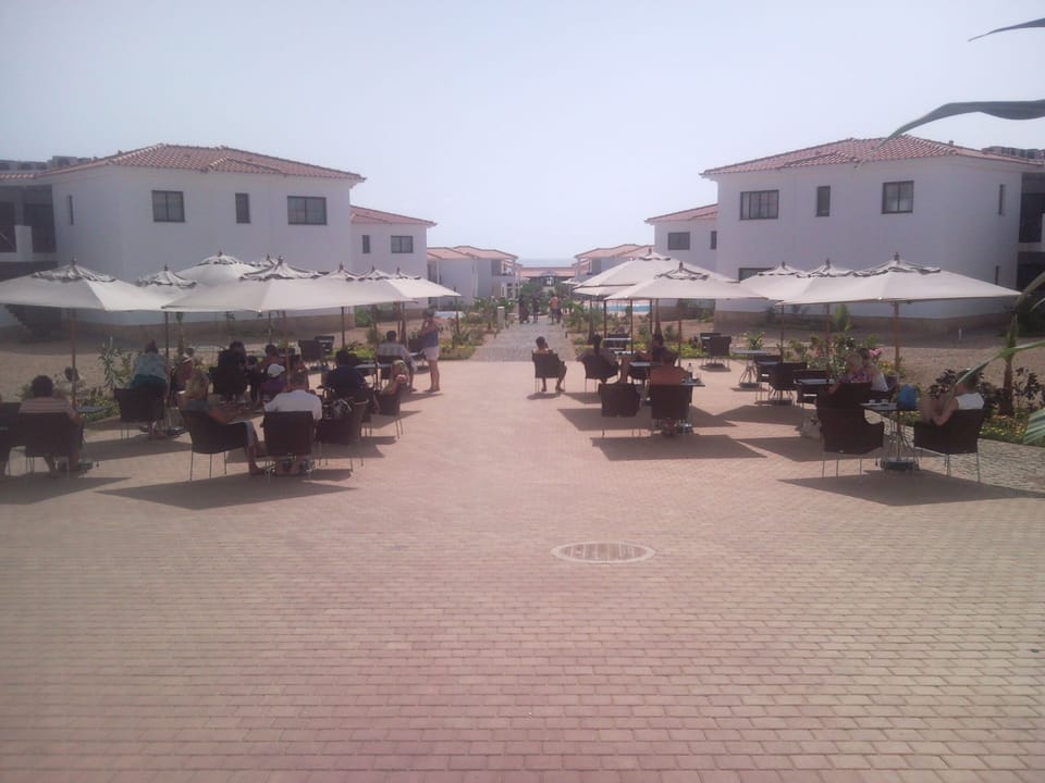 walkway to beach 