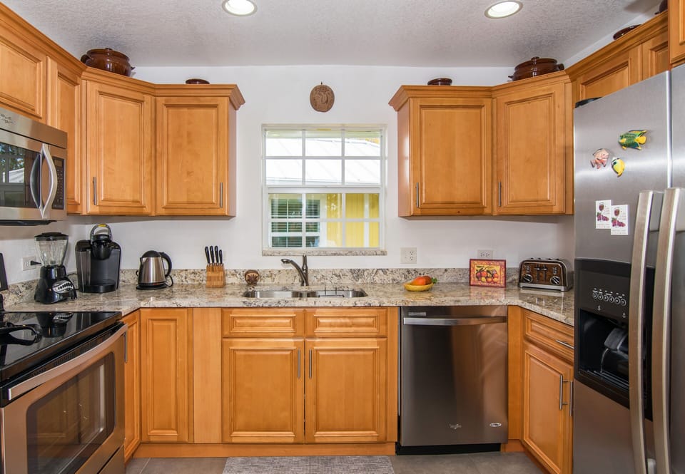Full Kitchen