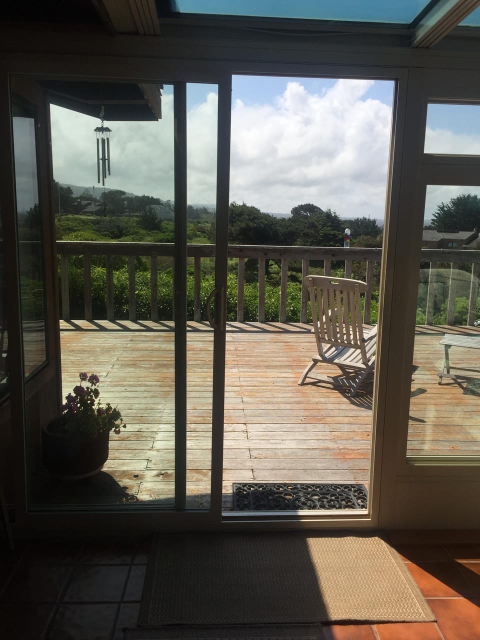 walk to deck from sun room