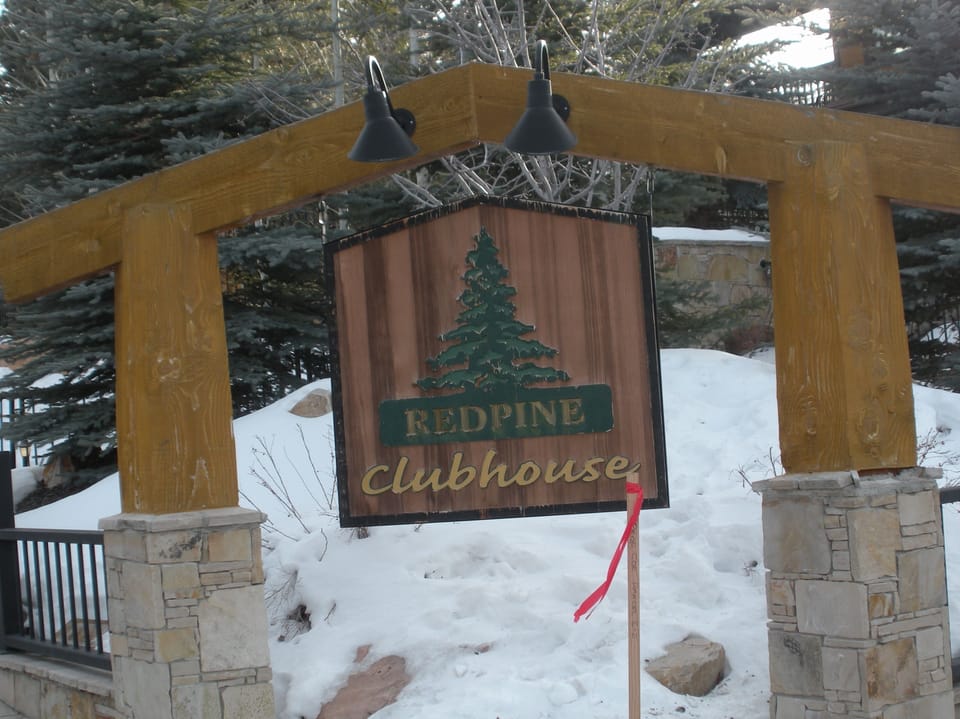 Clubhouse with outdoor pool, two jacuzzi’s, sauna, showers  and laundry.