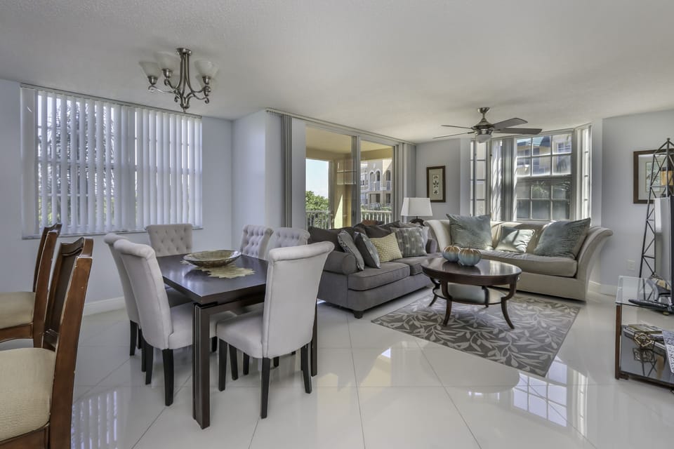 Living room with queen size sofa bed