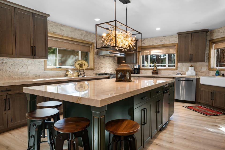 Kitchen - NEWLY RENOVATED Large Kitchen Great Room with all new appliances.