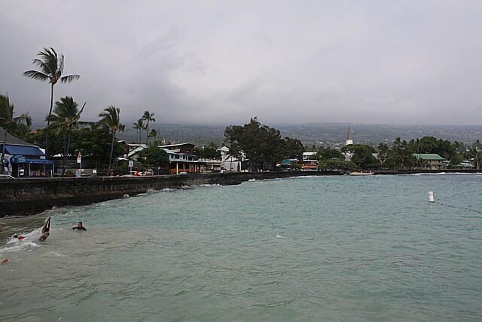 Seaside town of Kona, be there in 30 minutes!!