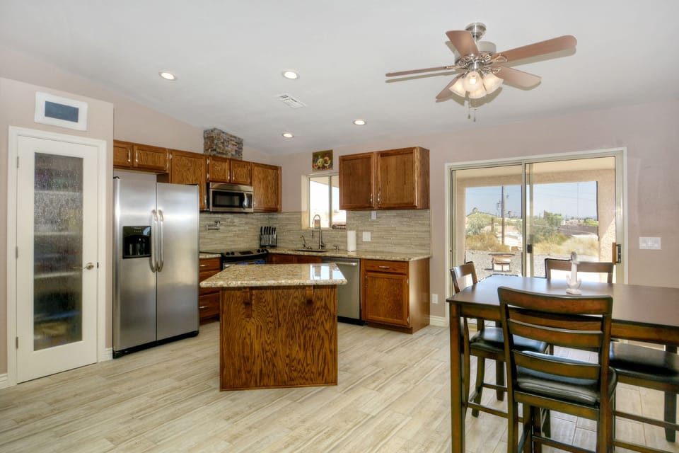 Open kitchen