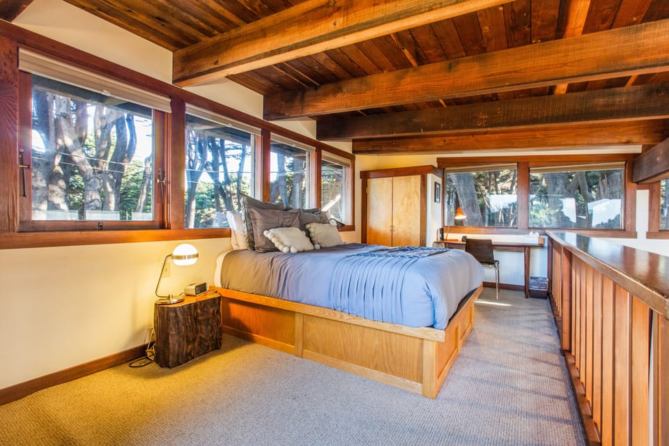 Loft Bedroom - Loft Bedroom
