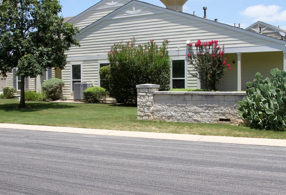 Exterior side view of our Sun City Georgetown Texas vacation rental. 