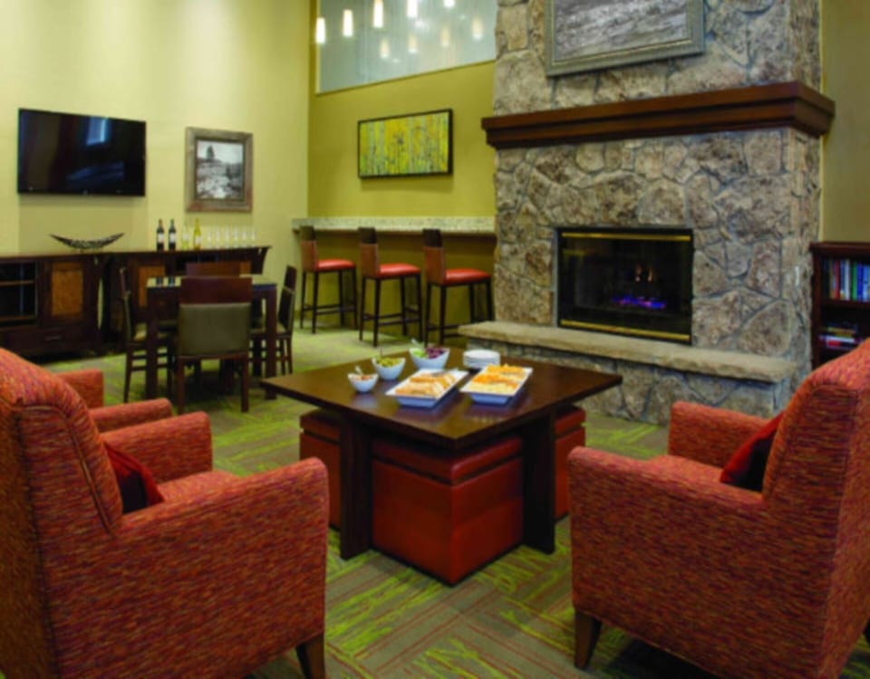 Common area near reception.  Other onsite amenities are too many to list!!