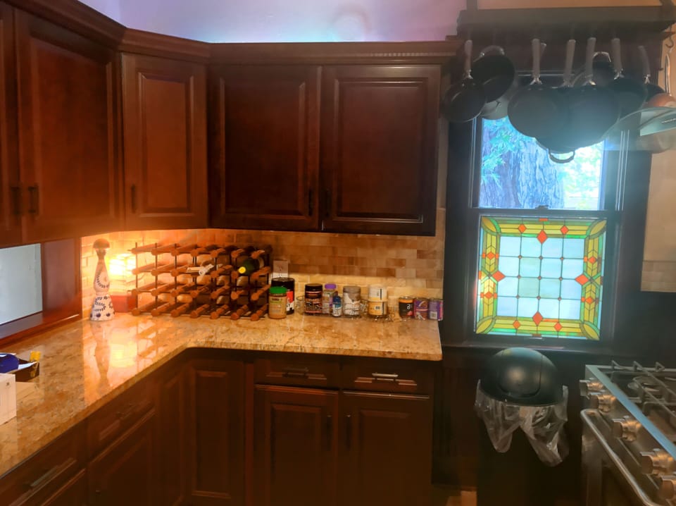 Kitchen food prep - cooking area 
