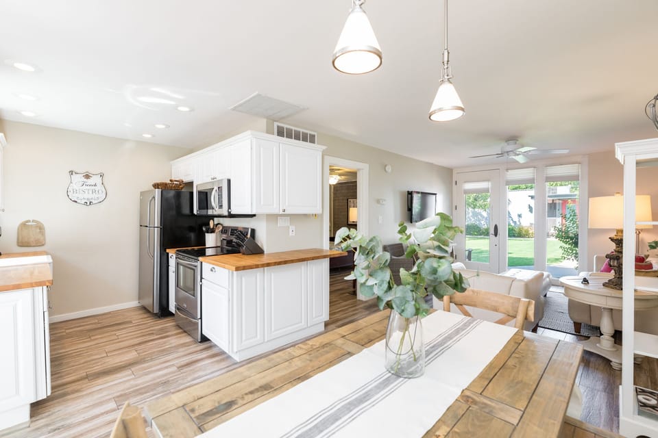 Open concept floorplan 