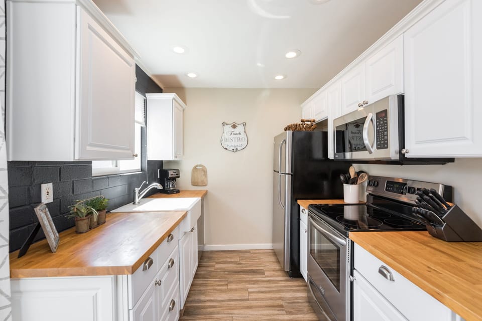 Fully stocked kitchen 