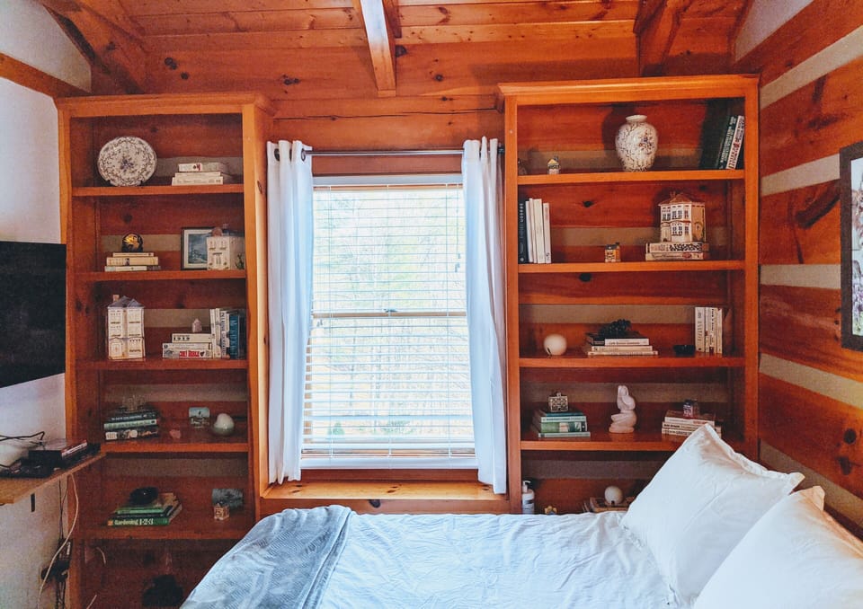 Another view of the bedroom. 