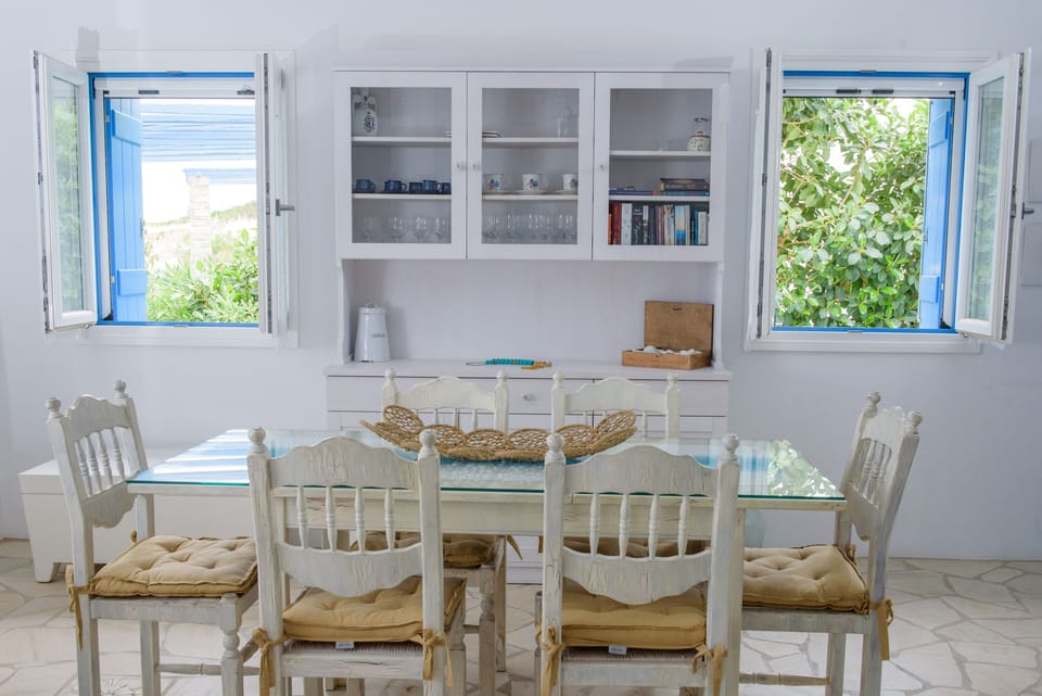 Dinning table
