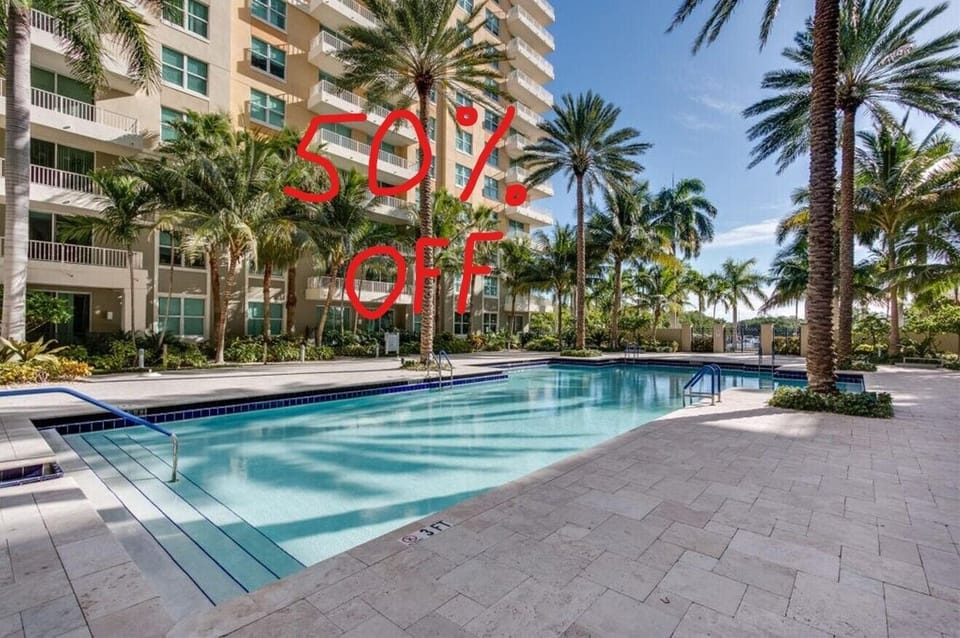 Special: **May-November 50% off vs. Winter rates (Winter rate is $229/day)**