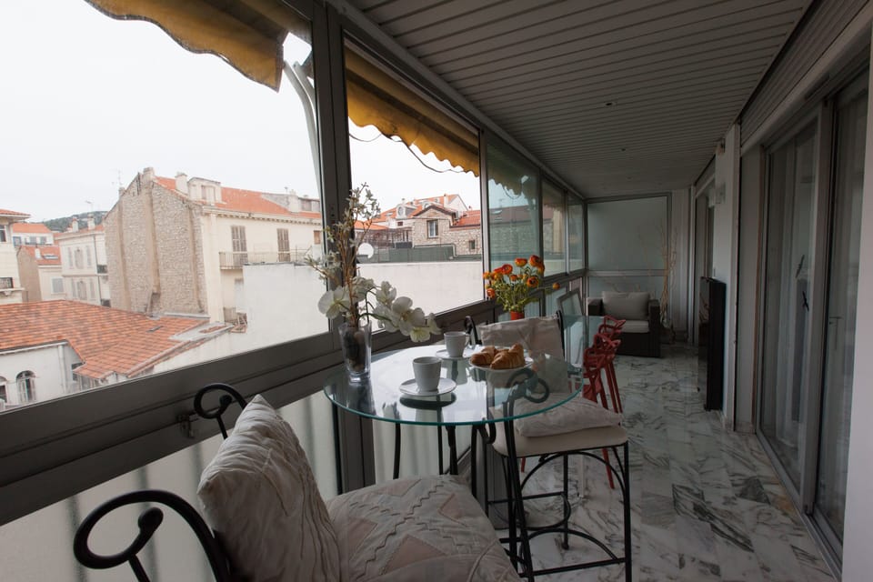 Loggia 