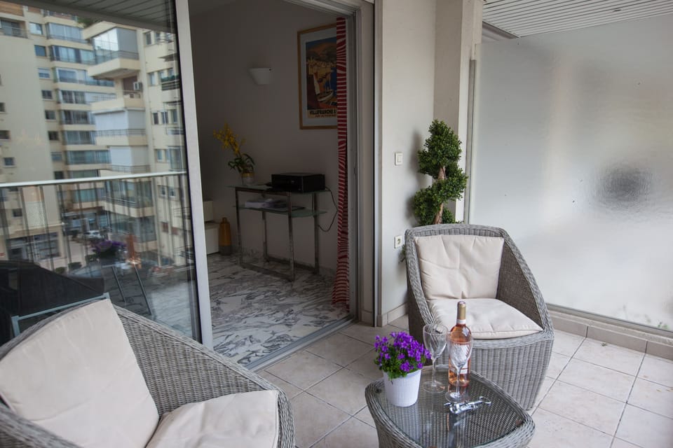 Front Balcony 