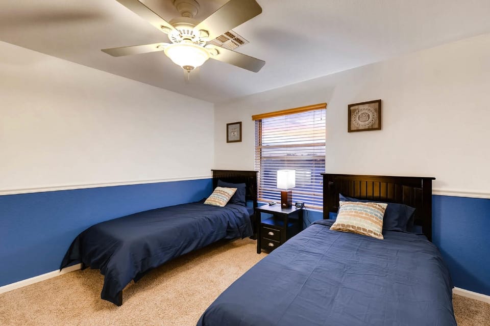 3rd Bedroom: Two Extra Long Twin Bed 