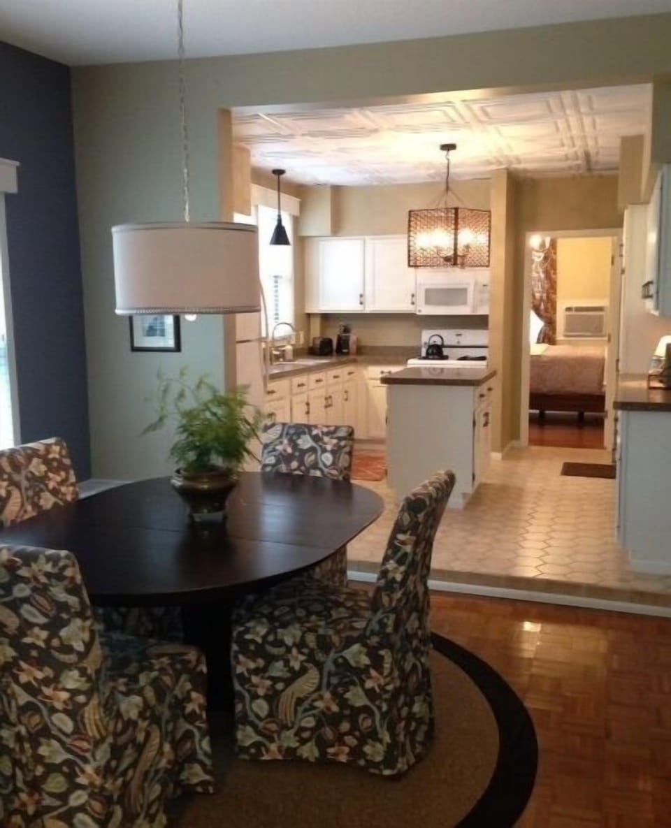 Dining area - opens to kitchen and living area, Table seats eight