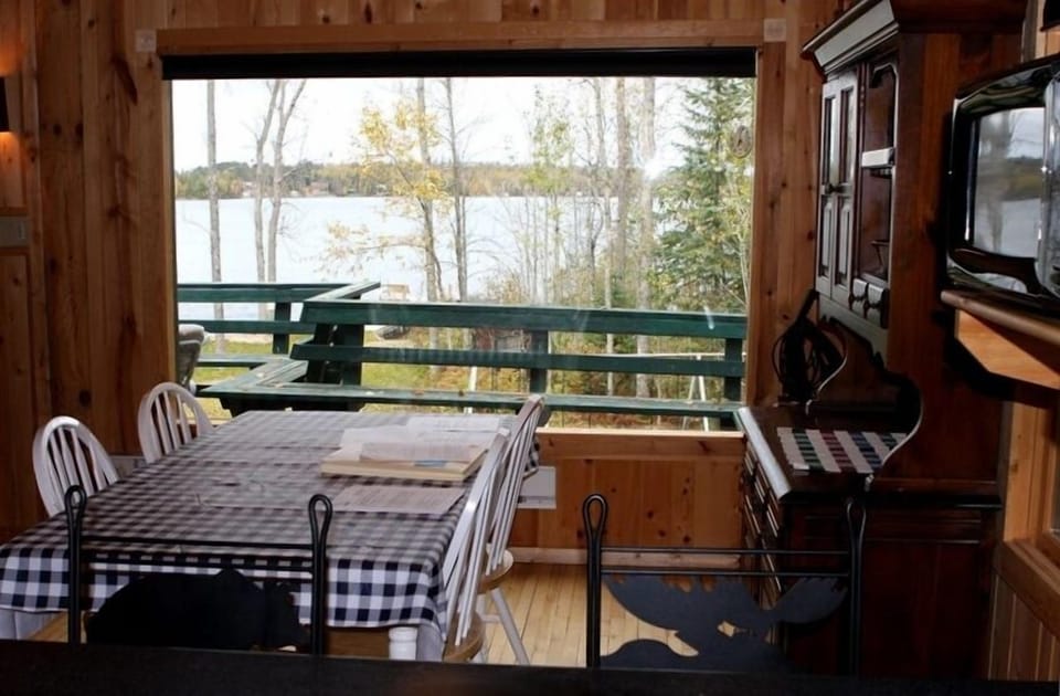 Kitchen Table with view of Deck and Lake