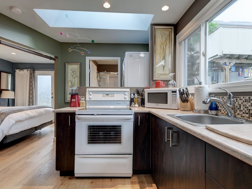 Lots of cupboard space. and all the amenities you need.