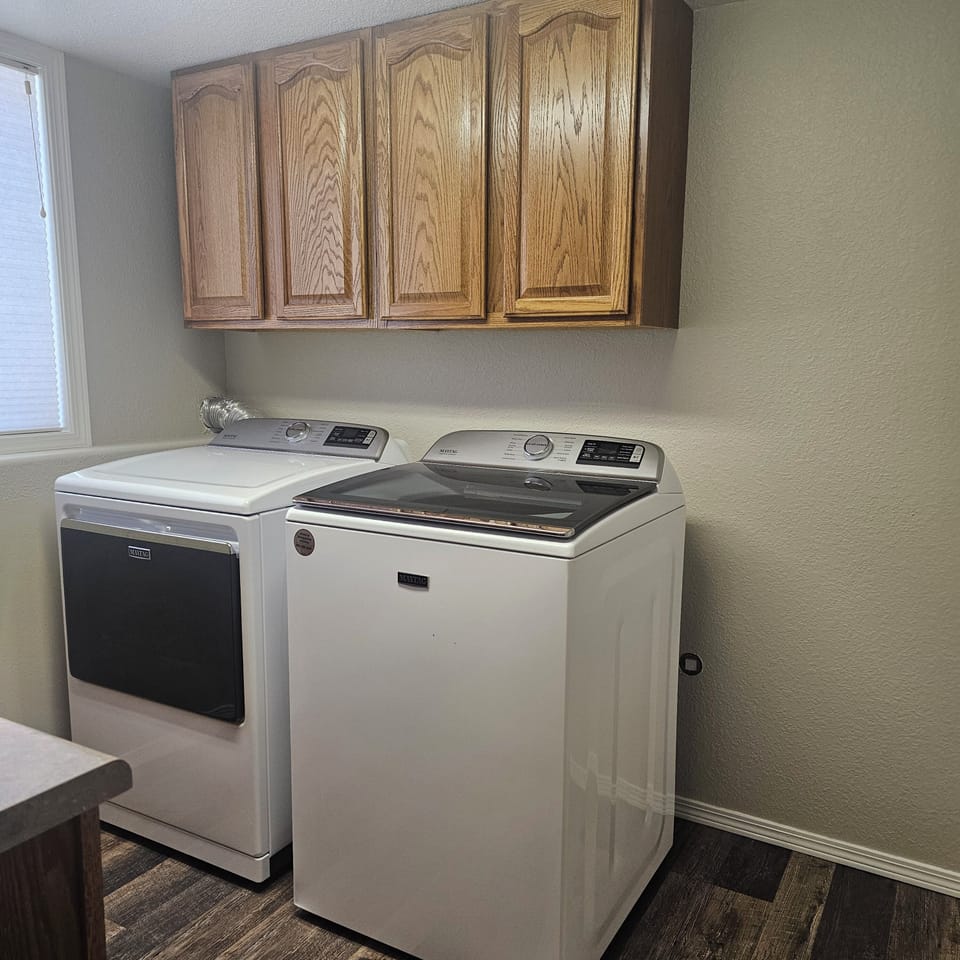 Laundry room, supplies provided