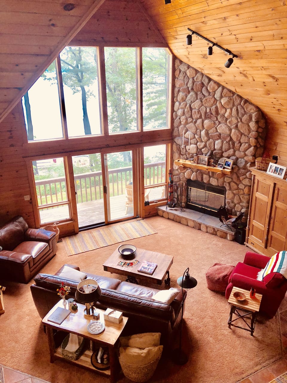 Great Room, with sliding doors to deck & side door to screened-in porch