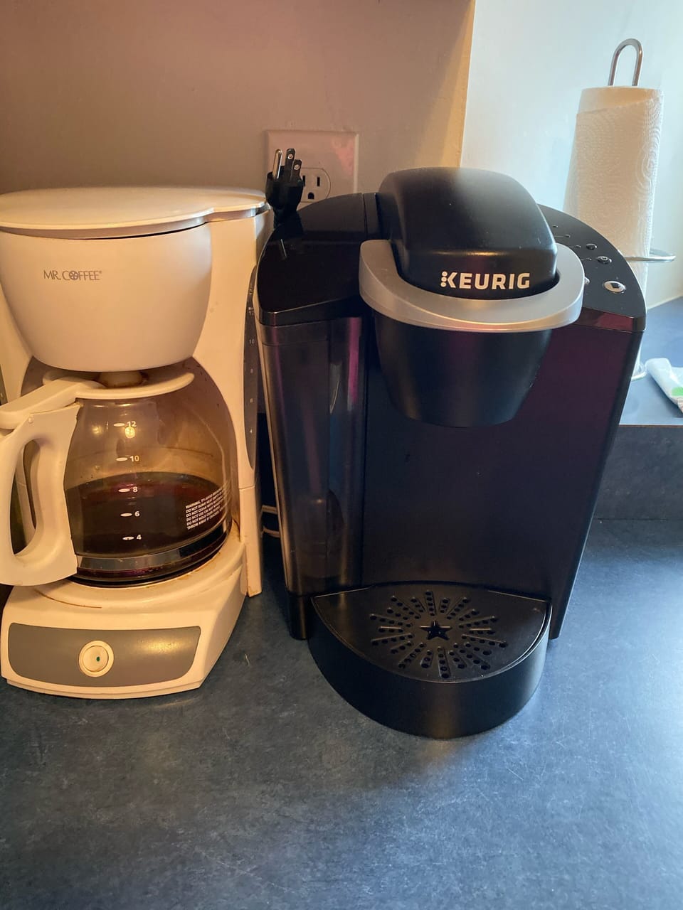 Keurig K-cup and regular coffee making options