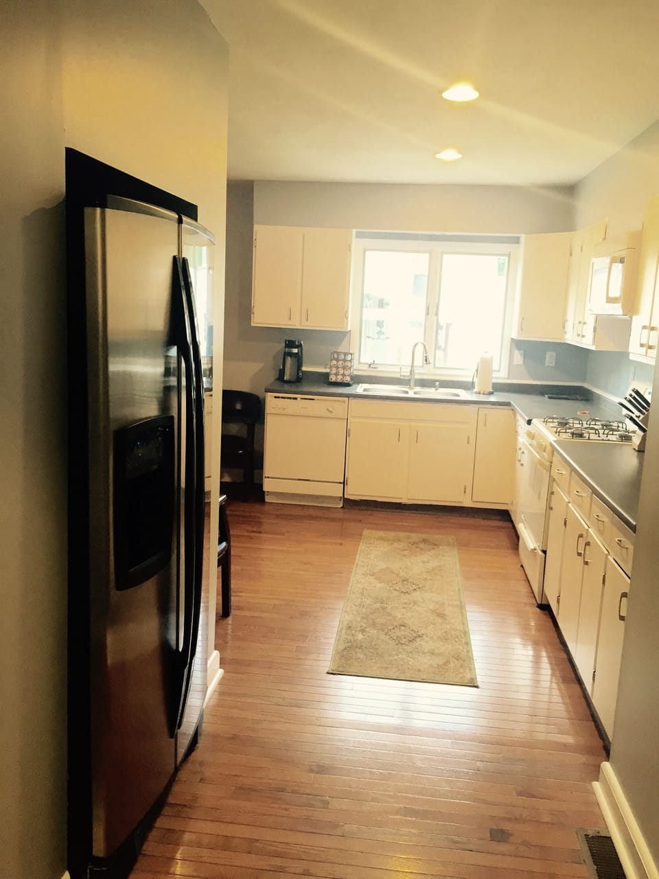 Large Kitchen Area