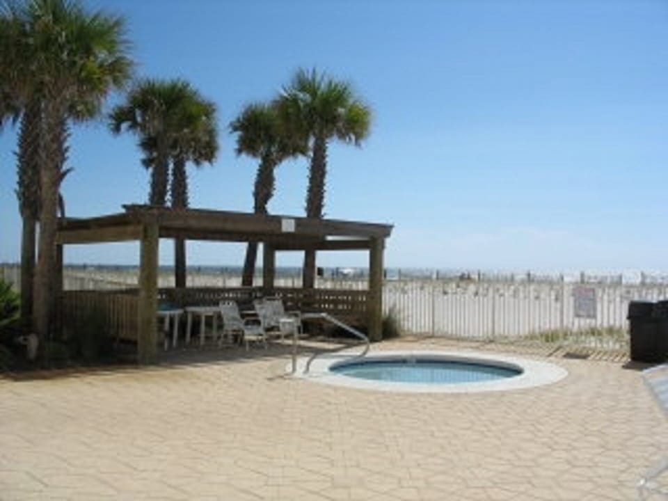 Kiddie Pool area.