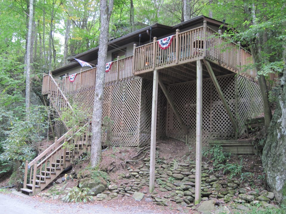 9/11/11 TWO ROCK TREEHOUSE...WE WILL NEVER FORGET!